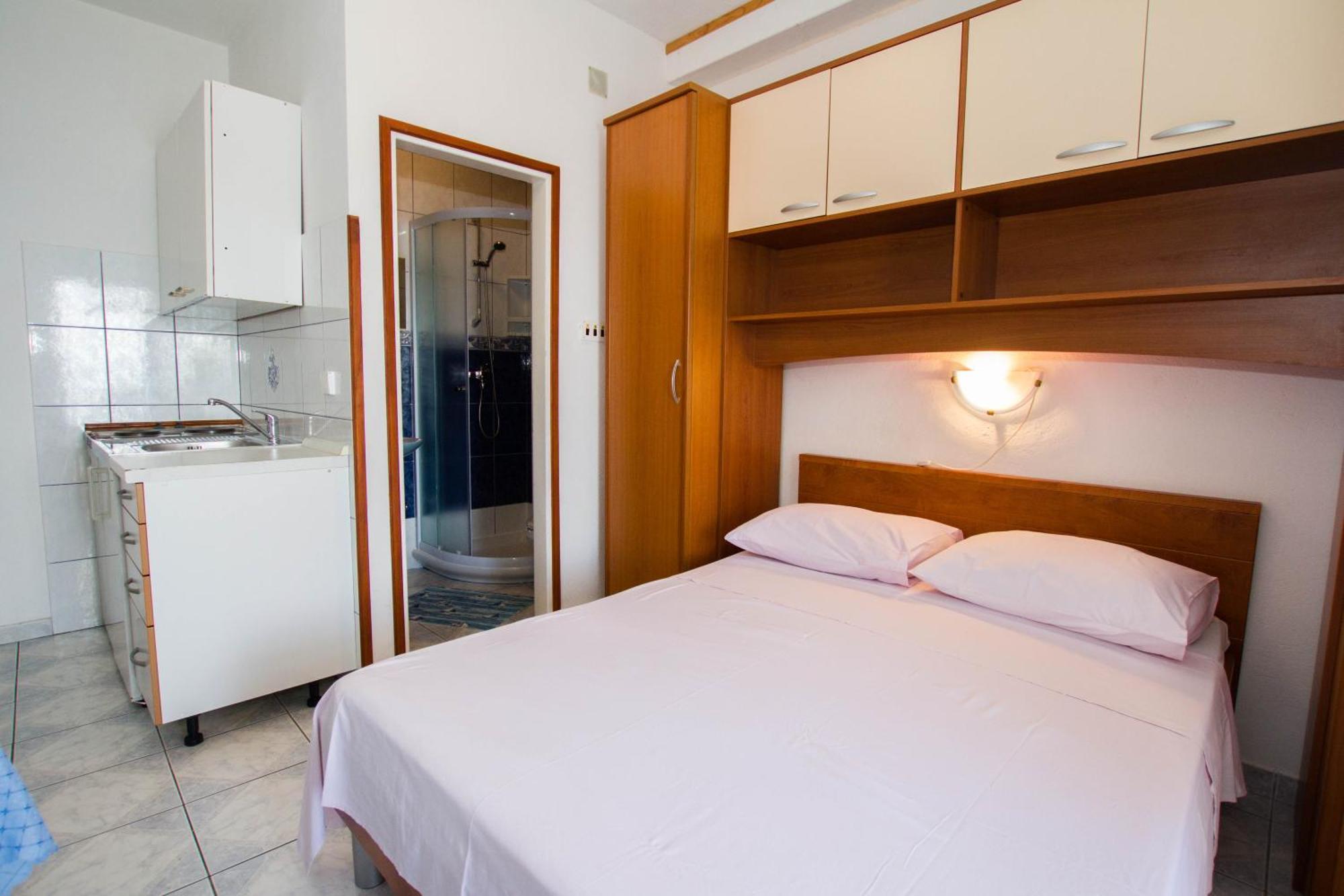 Apartments Bartul Sucuraj Bilik gambar