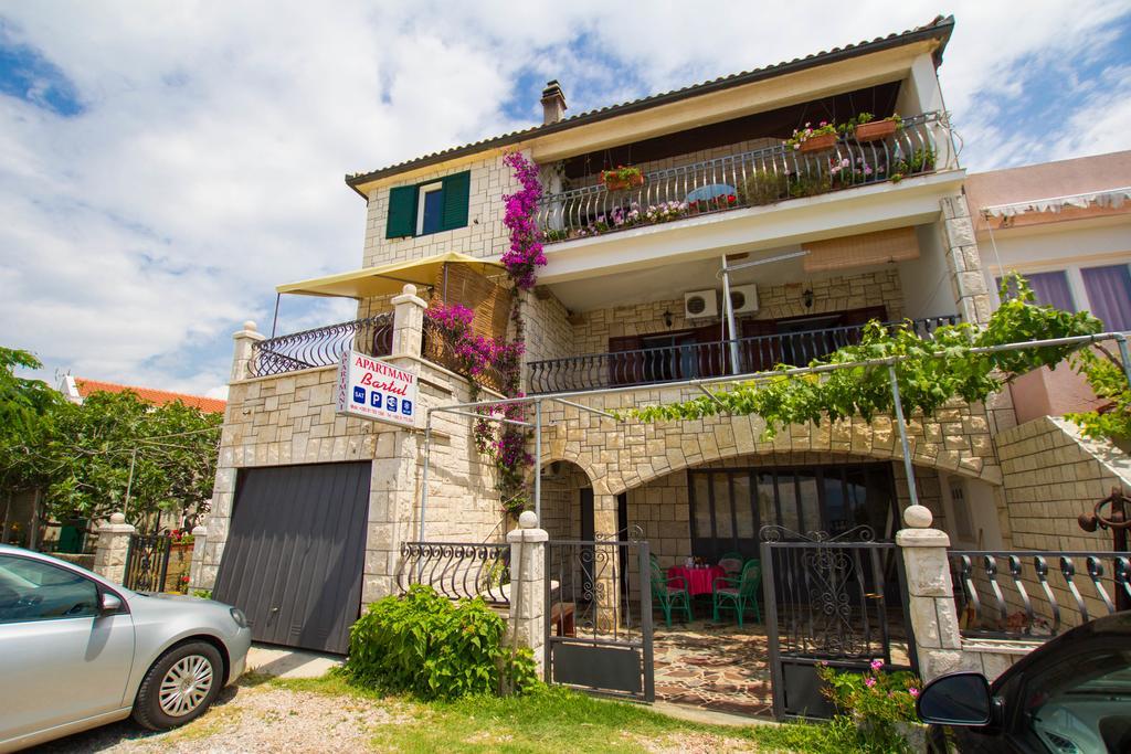 Apartments Bartul Sucuraj Luaran gambar