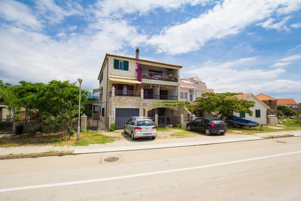 Apartments Bartul Sucuraj Luaran gambar