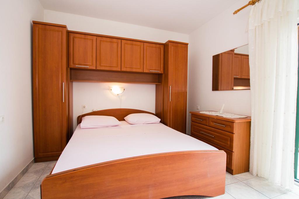 Apartments Bartul Sucuraj Luaran gambar