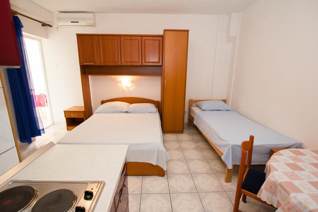 Apartments Bartul Sucuraj Luaran gambar