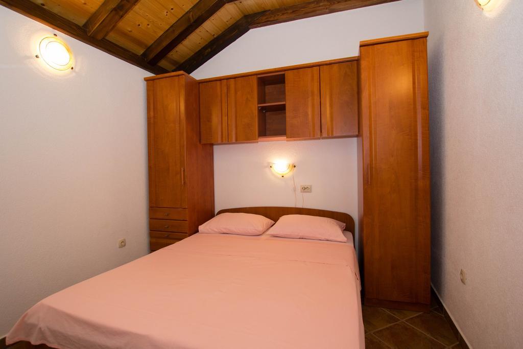 Apartments Bartul Sucuraj Luaran gambar